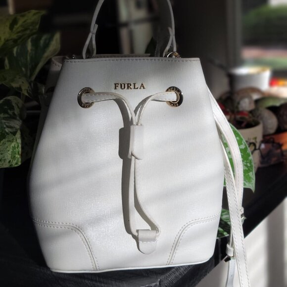 Furla 'Stacy’ Leather Mini Bucket - Picture 8 of 9